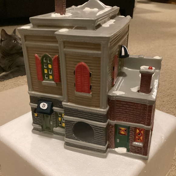 Department 56 Snow Village- Village Realty - Picture 2 of 5